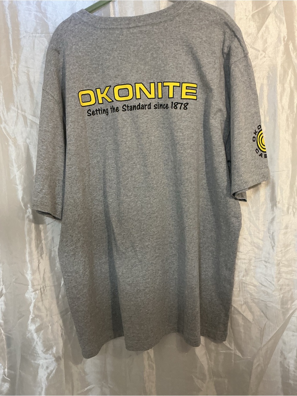 Carhartt Heather Gray Short Sleeve Pocket Tee with USA Sleeve Patch - Picture 2 of 7